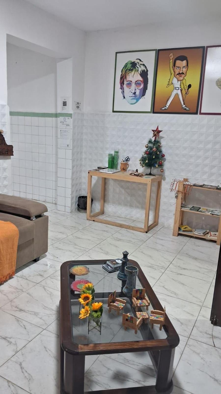 Villa Nevada Hostel 巴纳内拉斯 外观 照片